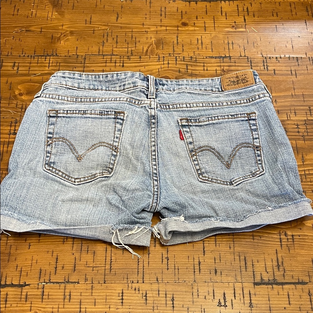 Levi's Light Blue Jean Shorts - Picture 3 of 3